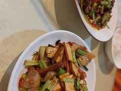 -浏阳河湘菜馆(安居苑店)