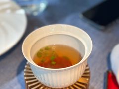 牛肉清汤佐时令时蔬-弦月窗LUNETTE BY AMANDA(复兴路店)