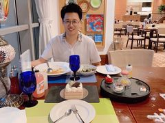 -香格里拉鱼跃地中海西餐厅·牛排披萨
