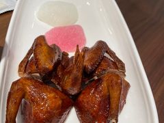 蝴蝶里招牌乳鸽-蝴蝶里·粤菜·点心(龙湖杭州金沙天街店)