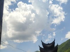 -安吉龙王山峡谷漂流