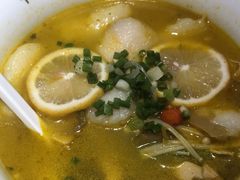 -渝是乎酸菜鱼(龙旗购物中心店)