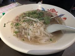 特别牛肉河粉-大头虾越式风味餐厅(光明广场店)