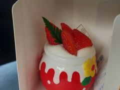 -花花卷卷·鲜食蛋糕(泉屋店)