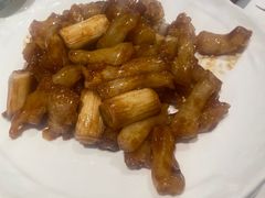 -梅飞酒家(名辉豪庭店)