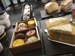 -星巴克臻选(上海合生汇1F店)