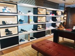 店内环境-路易·威登(香榭丽舍大道店)