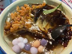 -马路边边 传媒大学店