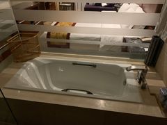 -岳阳阿波罗御庭酒店(岳阳楼区南湖广场店)