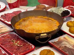 -毛辣果·贵州红酸汤牛肉火锅(西单店)