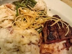 -The Cheesecake Factory(baldwin avenue)