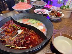 -萍姐火锅·公路夜市(武汉首店)