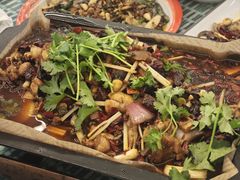 -去吃小龙虾·江湖菜·烧烤(南滨路店)