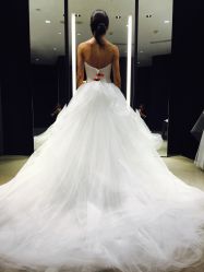 -Vera Wang婚纱礼服旗舰店