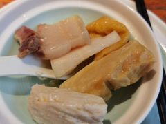 腌笃鲜豆腐煲-原製原味(普陀山磐龙店)