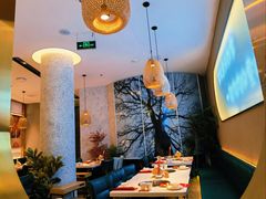 -三人行骨头王火锅(长寿店)