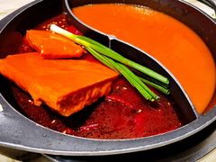 番茄红汤鸳鸯锅-园里火锅(仁和新城店)