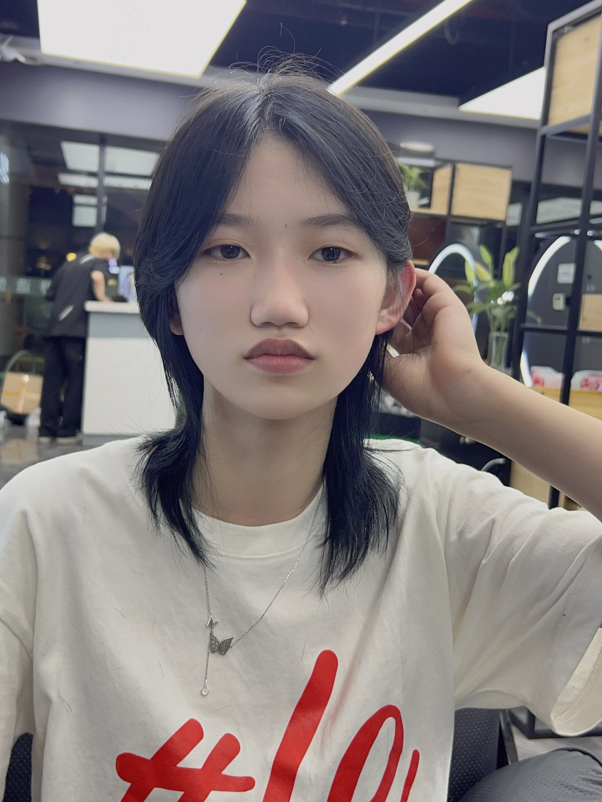 清爽发型夏日必备