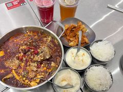 -蓉三少冒烤鸭·四川小吃集(北京首店)