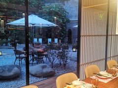 -樾餐厅泰式海鲜火锅(民歌湖店)