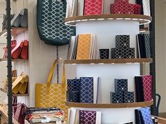 -乐蓬马歇百货公司(Rive Gauche)