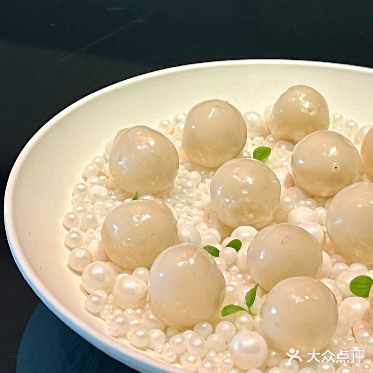 天趣自在,川菜传统与国际潮流的融合美味