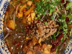 酸辣粉-爆炸头阿姨小四川正宗川味小吃(无任何分店)