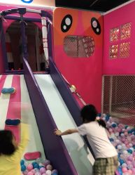 -木马王国淘气堡儿童乐园