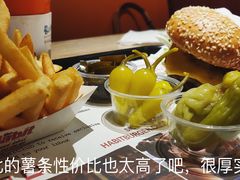 -The Habit Burger Grill 哈比特汉堡(复兴soho店)