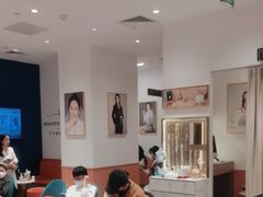 -海马体照相馆(万菱汇店)