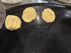 -粘豆包柴火铁锅炖