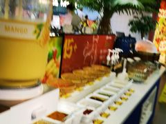 -四囍码头海鲜烧烤自助火锅(外滩南京东路悦荟广场店)