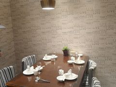 -赶海部落海鲜城(海阳路店)