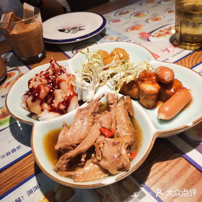 克茗冰室(金地威新中心店)招牌小吃拼盘图片