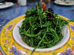 -乡村馕坑肉·烧烤·新疆菜·本地人更爱吃(阿勒泰首店)