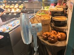 -偶屋里钵少爷(时代广场店)