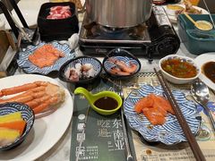 -金马门国际美食百汇(珞喻路店)