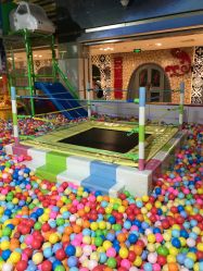 -小玩家儿童主题乐园(世茂广场店)