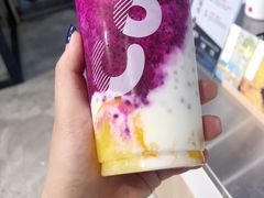 红果小姐姐-CoCo都可(燕塘店)