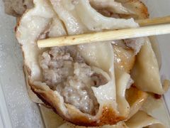 -黄阿姨锅贴大王(万航渡路店)