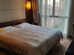 -上海徐汇瑞峰酒店