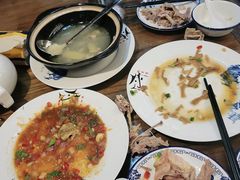 -缘来聚·徽菜名店(黄山宏村店)