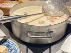 -尚尚仙·酸汤猪手·猪肚鸡火锅(华联万柳购物中心店)