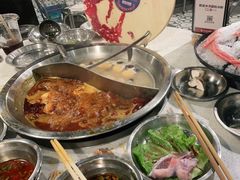 -老成都市井火锅阿泥頭火锅公司(海宁长安佳源中心广场店)
