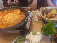 -WOW LUCKY创意韩料(龙阳广场店)