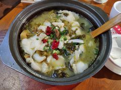 -周鱼小馆石锅酸菜鱼(活力汇店)