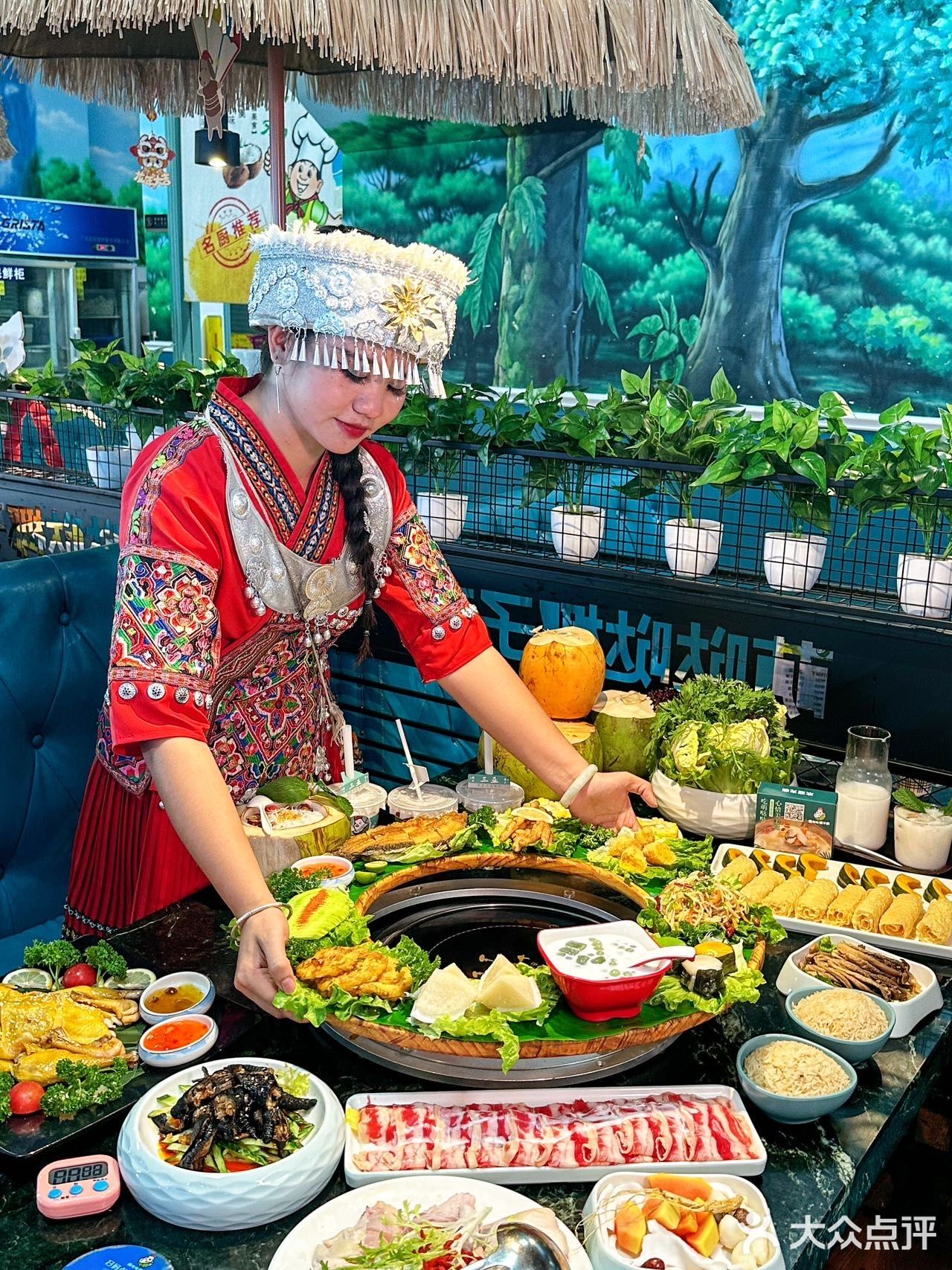 在三亚！！5天吃了3次的椰子鸡！好好吃！