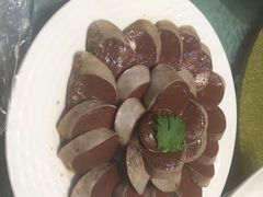 -老码头黑皮肘子锅包肉熏酱水饺(文政街店)