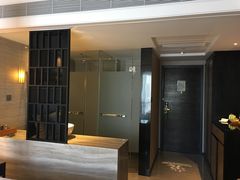 -深圳罗湖东门步行街亚朵X酒店