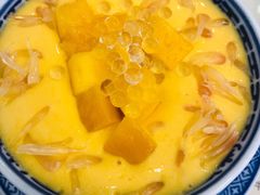 杨枝甘露-广信牛奶甜品世家(台东店)